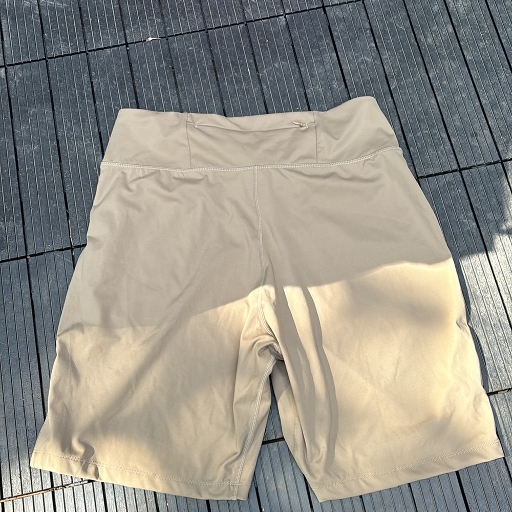NWT Satiny XL biker shorts sand colored - Picture 5 of 8